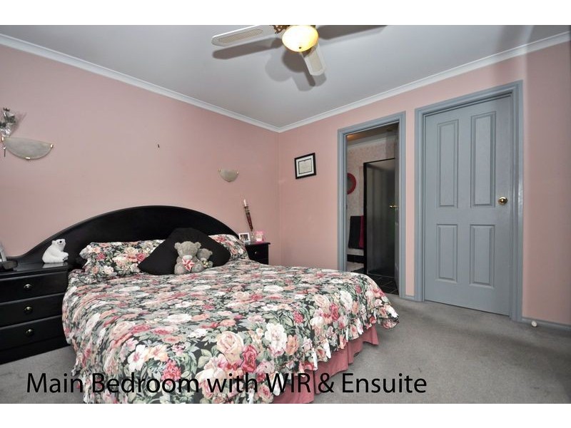 2 Settlers Court, Paralowie SA 5108