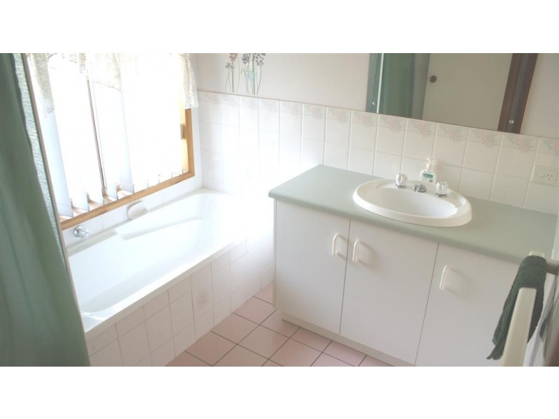 25 Morias Place, Pennington SA 5013