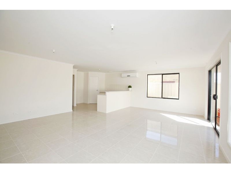 4 Gertrude Street, Taperoo SA 5017