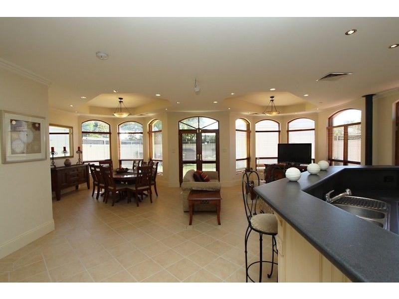 86 Gordon Road, Prospect SA 5082