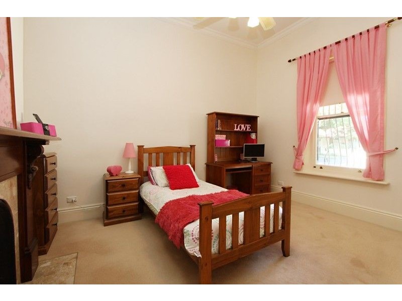 86 Gordon Road, Prospect SA 5082