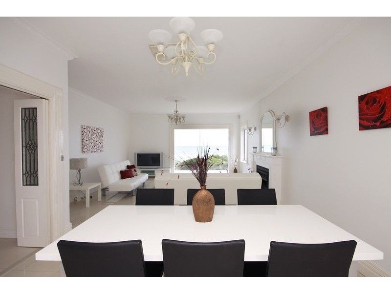 4 Tingira Place, Semaphore Park SA 5019