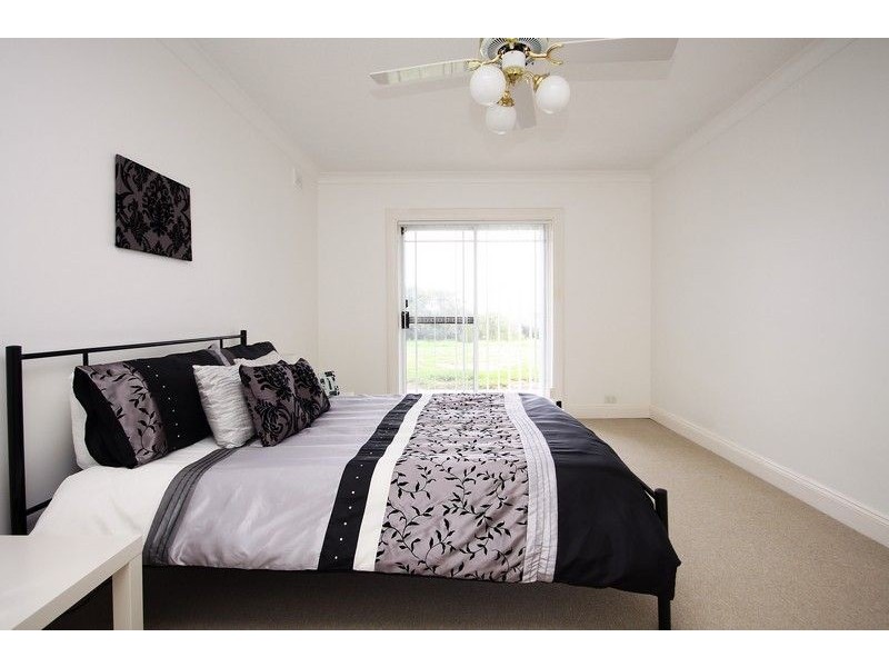 4 Tingira Place, Semaphore Park SA 5019