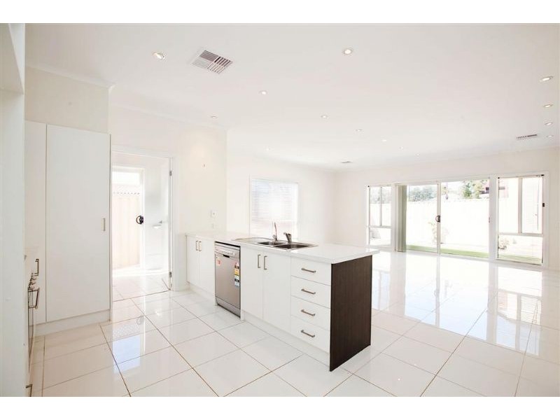 2 Amos Way, Royal Park SA 5014