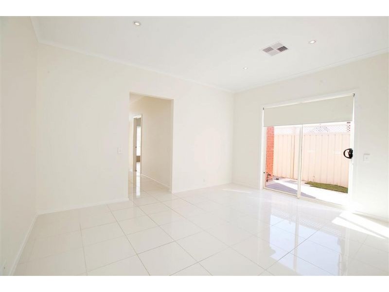 2 Amos Way, Royal Park SA 5014