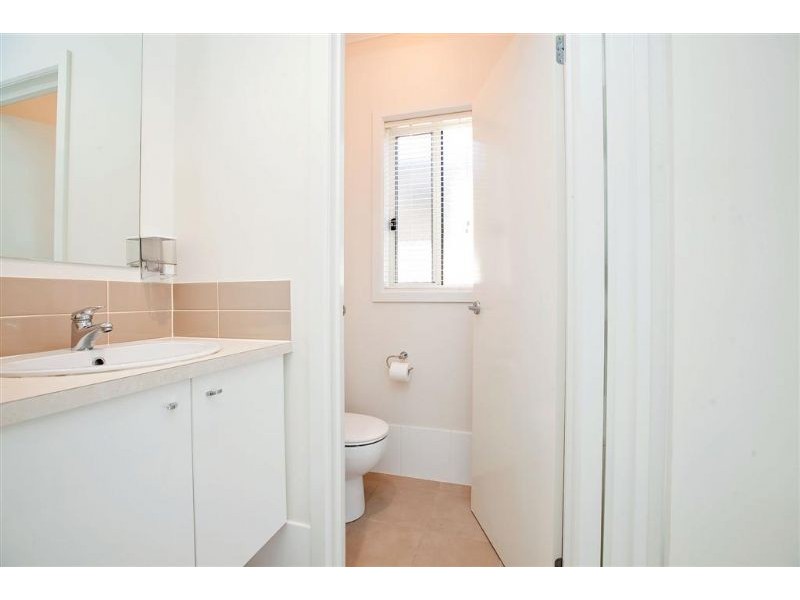 2 Amos Way, Royal Park SA 5014