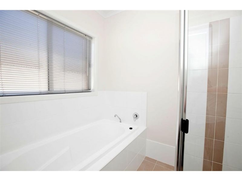 2 Amos Way, Royal Park SA 5014