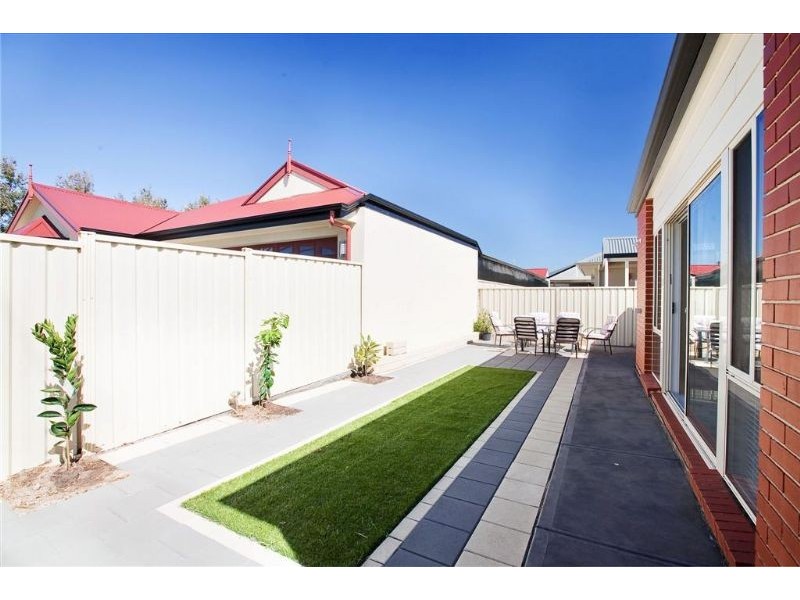 2 Amos Way, Royal Park SA 5014
