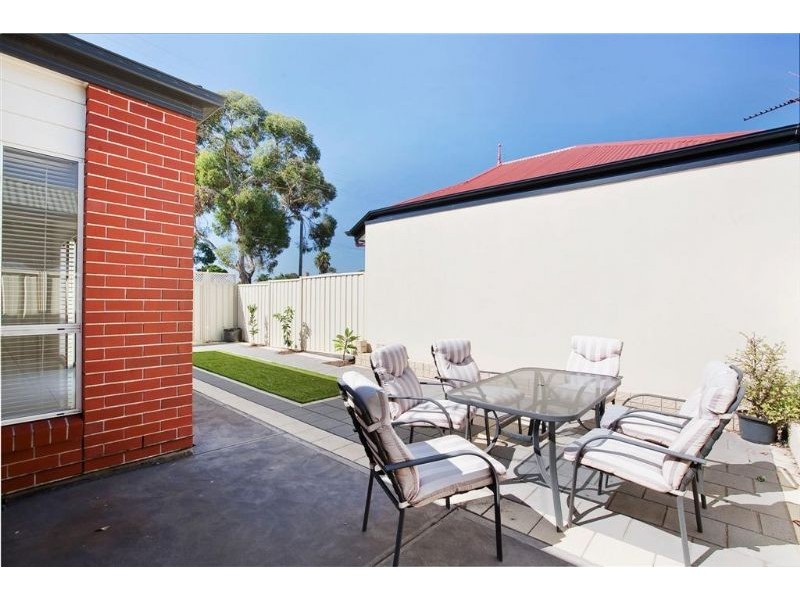 2 Amos Way, Royal Park SA 5014