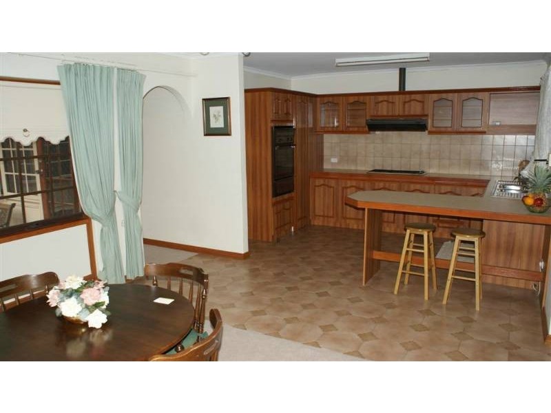 1/3 Sea Lake Court, West Lakes SA 5021