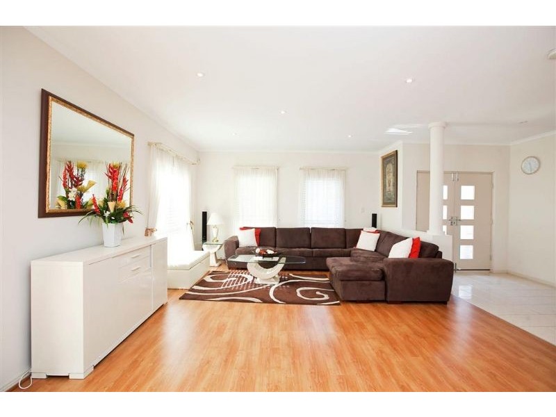 1 Mossman Street, Mawson Lakes SA 5095