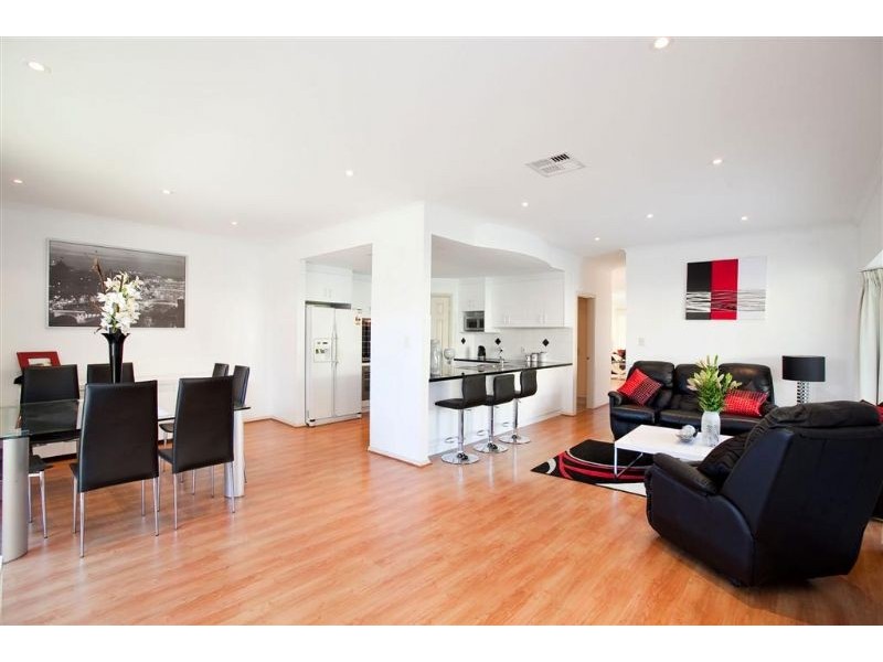 1 Mossman Street, Mawson Lakes SA 5095