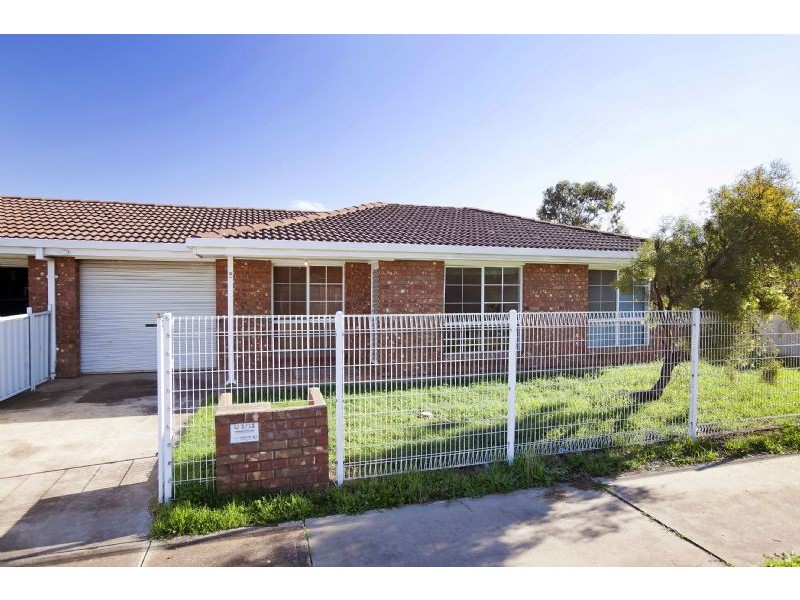 2/15 Pearce Street, Ottoway SA 5013