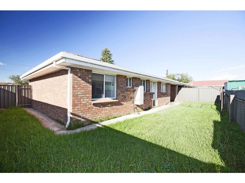 2/15 Pearce Street, Ottoway SA 5013