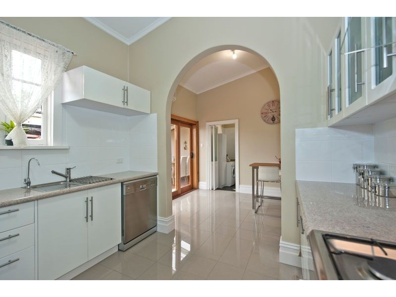 207 Port Road, Queenstown SA 5014