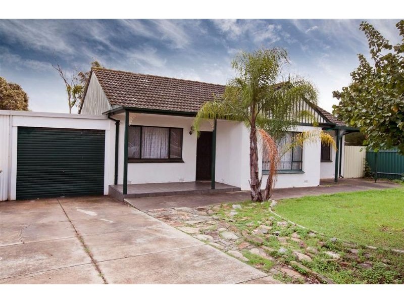 16 Todd Road, Para Hills SA 5096