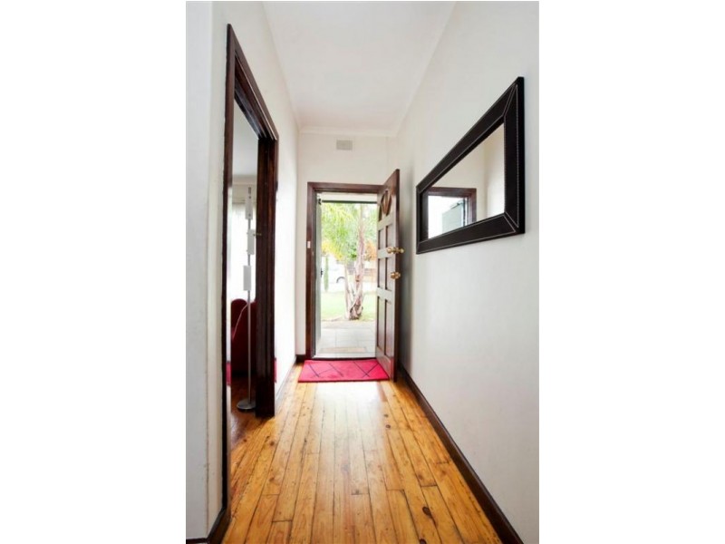 16 Todd Road, Para Hills SA 5096