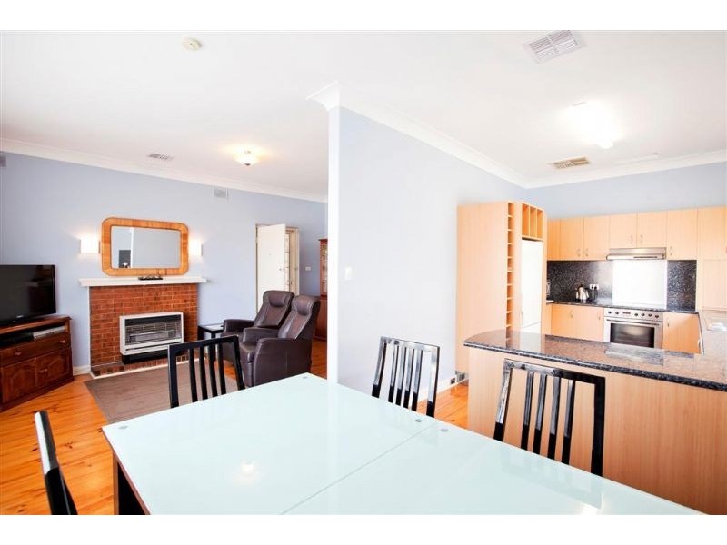 17 Third Avenue, Semaphore Park SA 5019