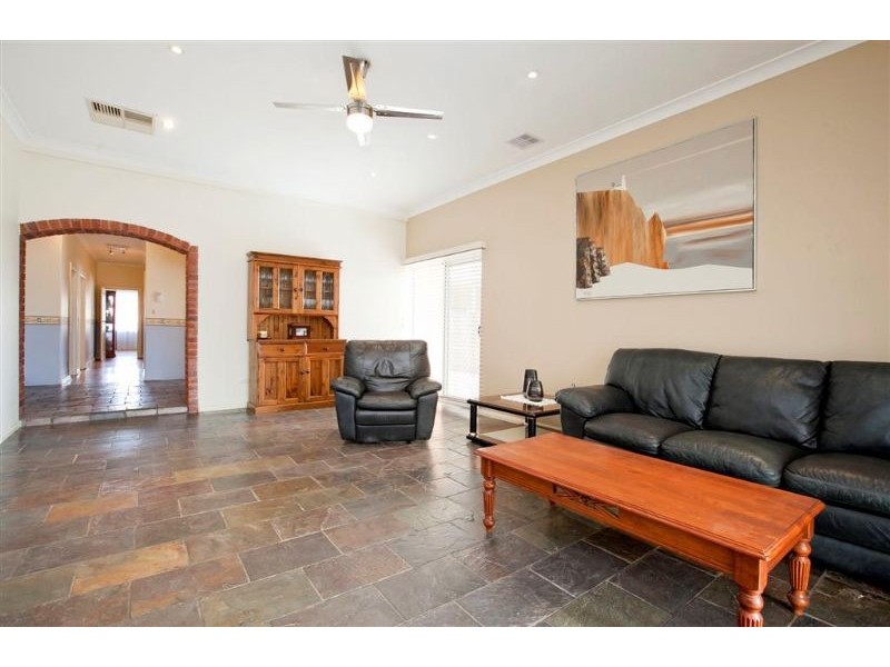 17 Third Avenue, Semaphore Park SA 5019