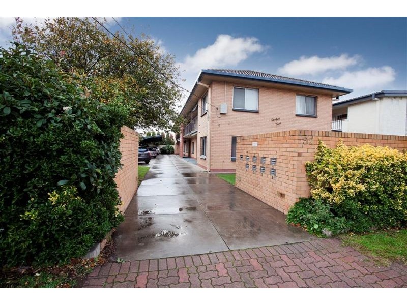 2/52 Henley Beach Road, Henley Beach SA 5022