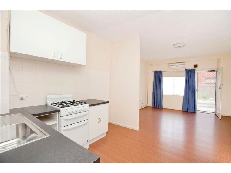 2/52 Henley Beach Road, Henley Beach SA 5022