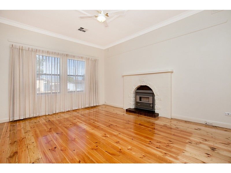 5 Sawtell Street, Largs Bay SA 5016