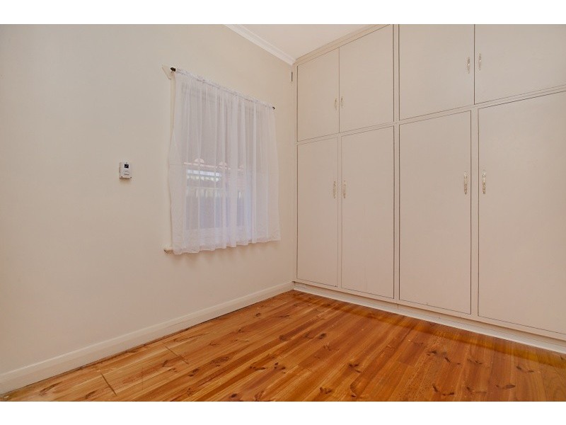 5 Sawtell Street, Largs Bay SA 5016