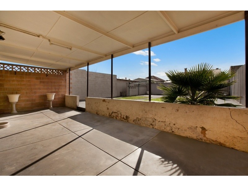 5 Sawtell Street, Largs Bay SA 5016