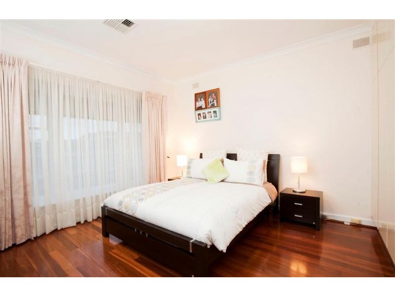 4 Royal Terrace, Royal Park SA 5014