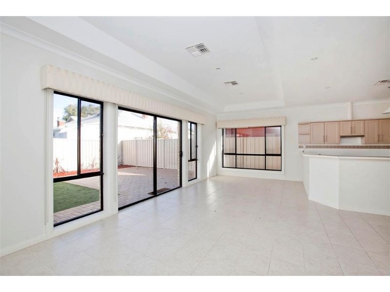 20 Osborne Street, Largs Bay SA 5016