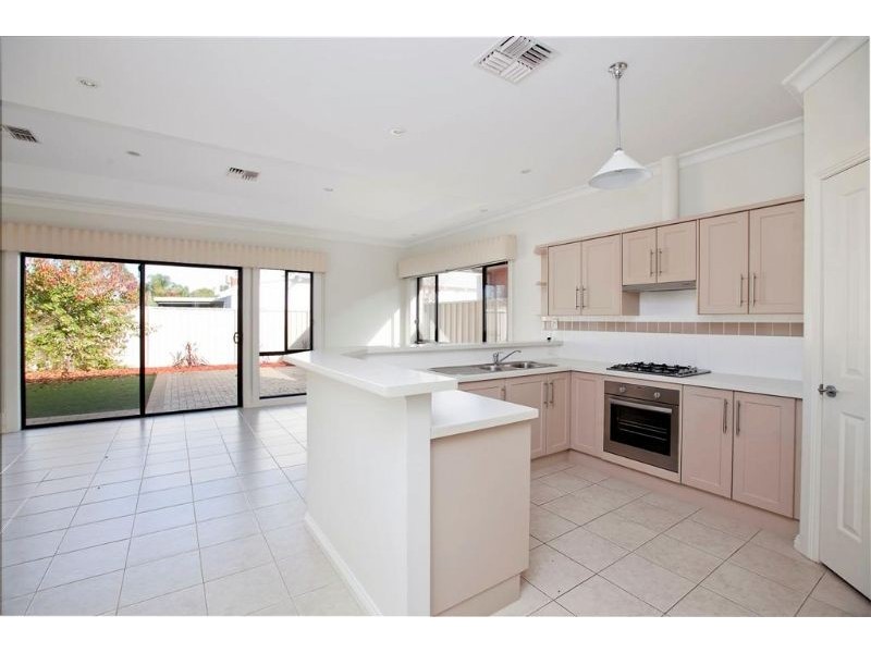 20 Osborne Street, Largs Bay SA 5016