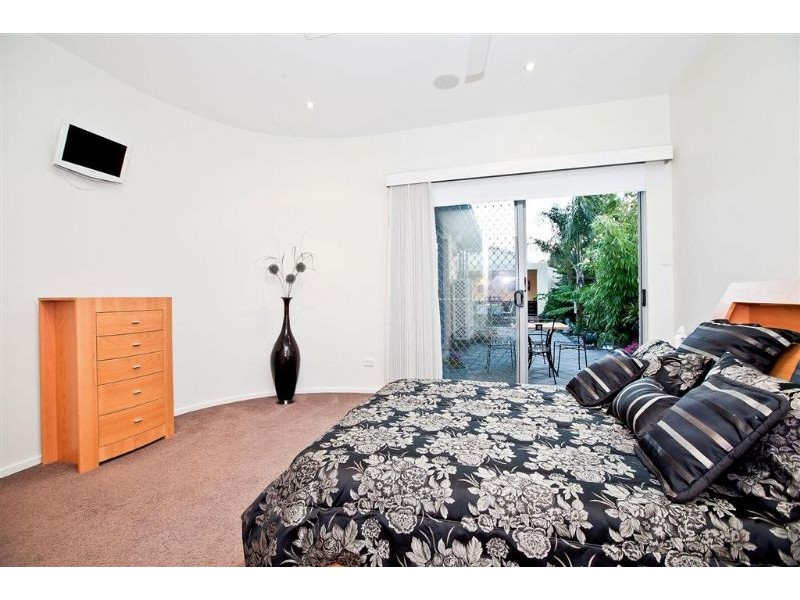 18 West Street, Semaphore Park SA 5019