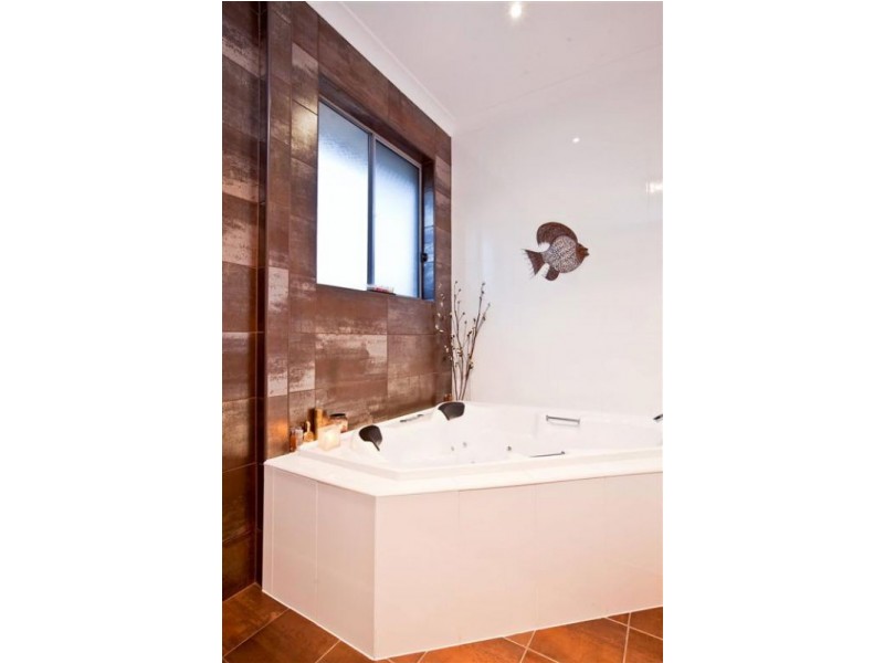 18 West Street, Semaphore Park SA 5019