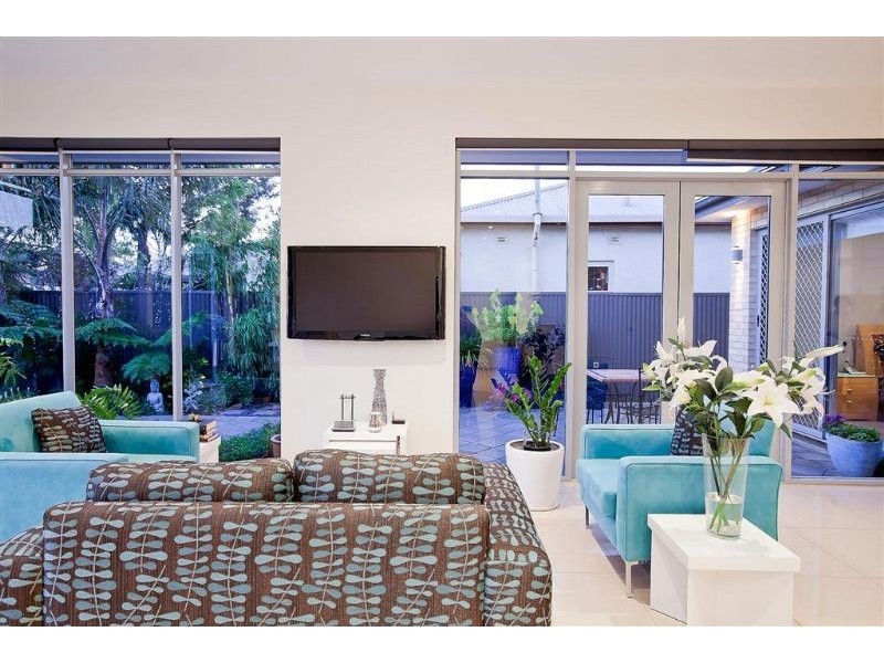 18 West Street, Semaphore Park SA 5019