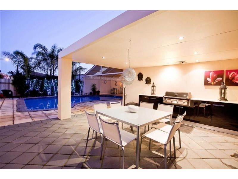 18 West Street, Semaphore Park SA 5019