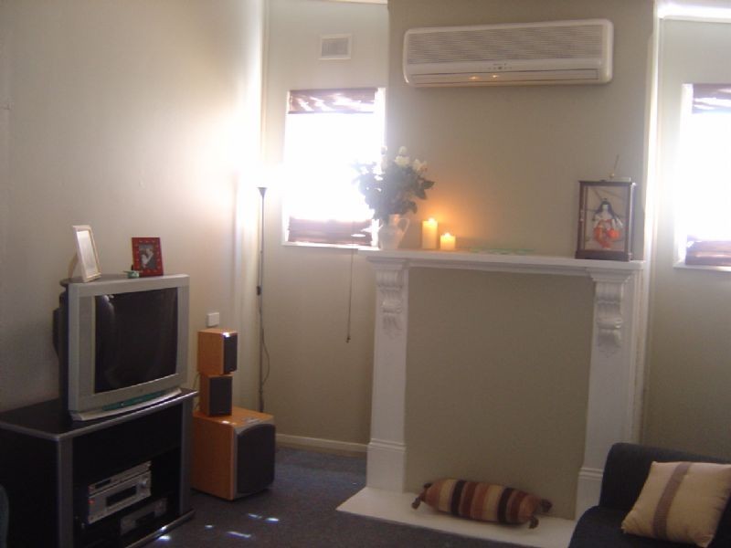 2 Martin Street, Birkenhead SA 5015