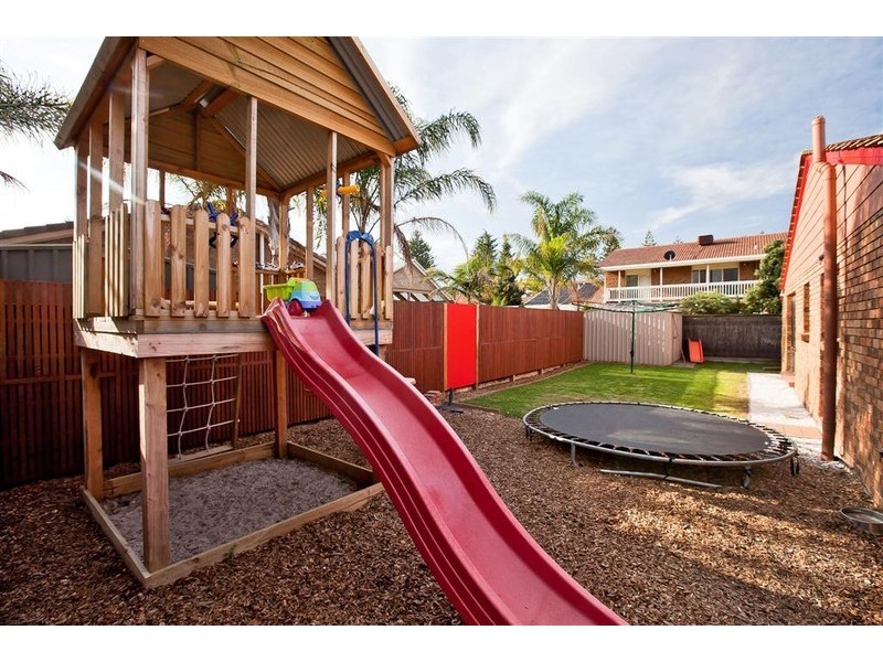 4 France III Court, North Haven SA 5018