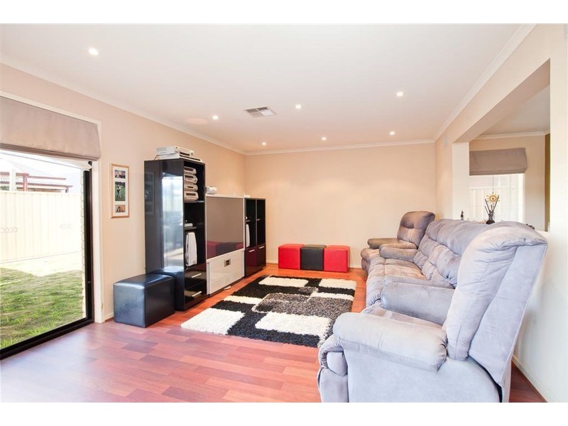 14 Collins Street, Largs North SA 5016