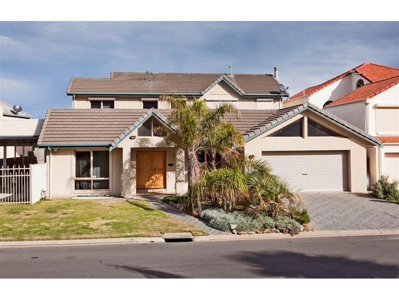 104 Gulf Point Drive, North Haven SA 5018