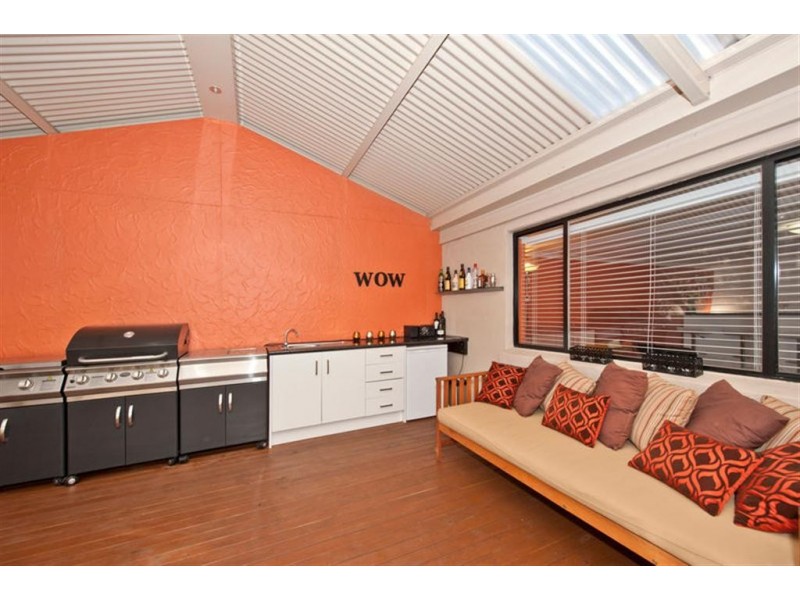 15 Castle Street, Glanville SA 5015