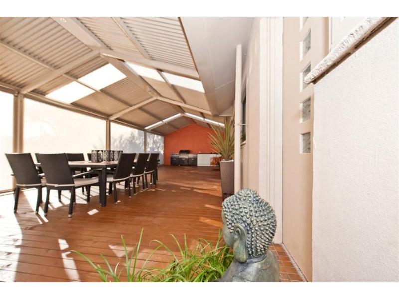 15 Castle Street, Glanville SA 5015