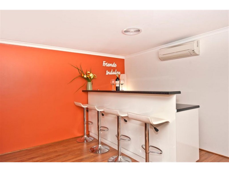 15 Castle Street, Glanville SA 5015