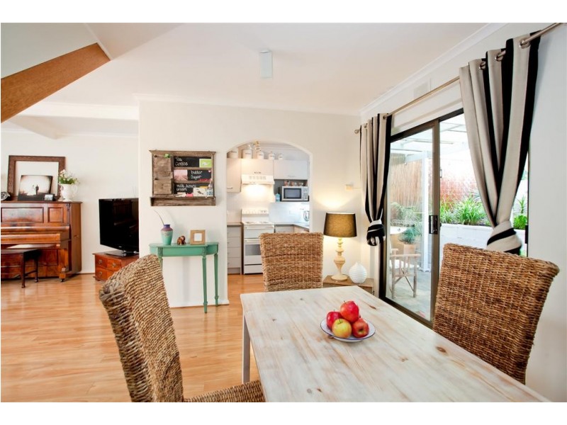 4/363 Military Road, Henley Beach SA 5022