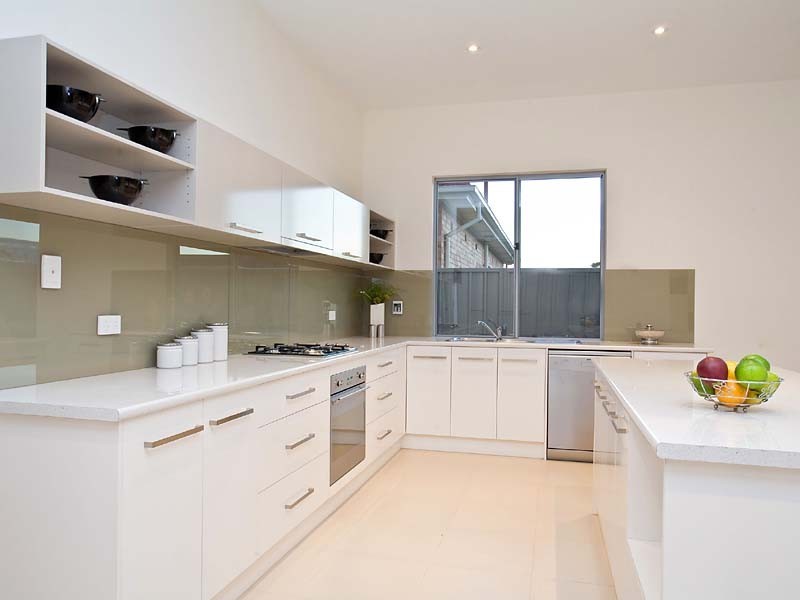 6 Henley Avenue, Henley Beach SA 5022