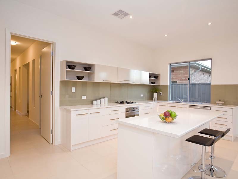 6 Henley Avenue, Henley Beach SA 5022