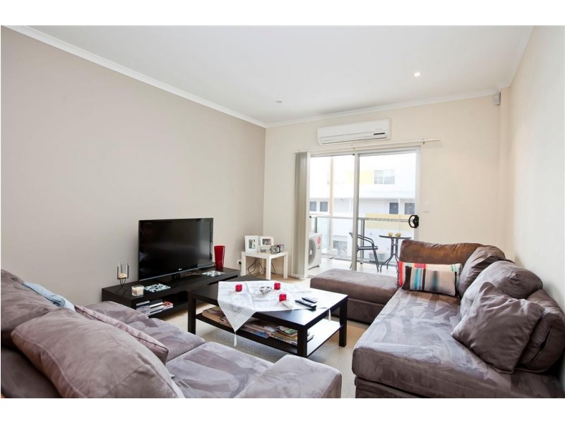 Apt 8 / 21-25 Goodall Parade, Mawson Lakes SA 5095