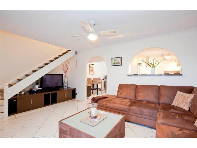 135 Gulf Point Drive, North Haven SA 5018