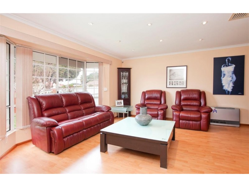 35 Honeyton Street, Seaton SA 5023