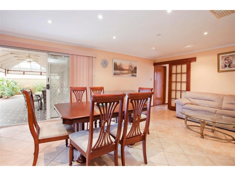 35 Honeyton Street, Seaton SA 5023