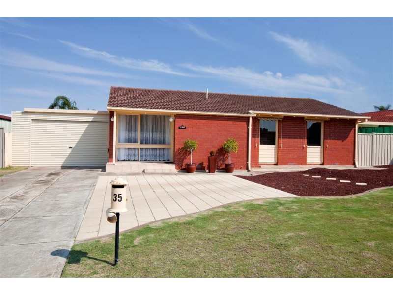 35 Tucker Crescent, North Haven SA 5018